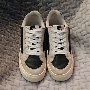 Karl Lagerfield CALICO Sneakers • Women's US Size 5.5M